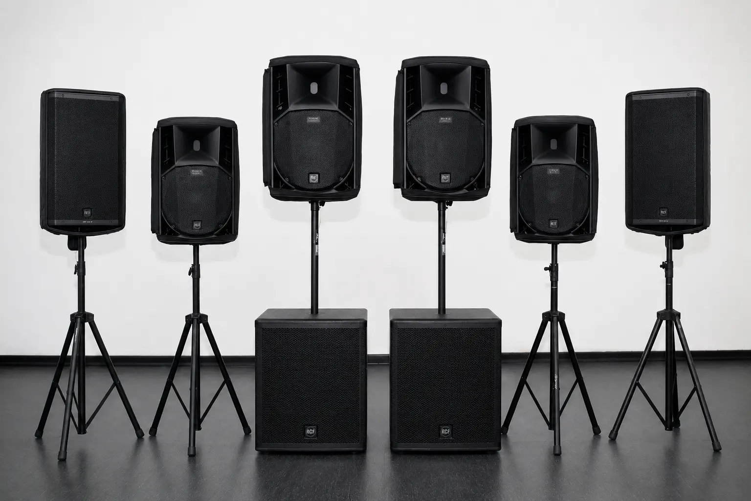 4× 745-A + 2× 945-A + 2× RCF SUB 18"